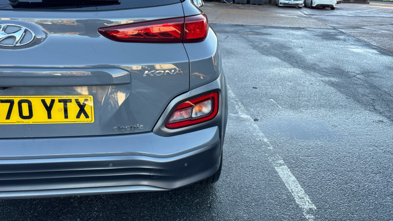 Hyundai Kona 150kW Premium SE 64kWh 5dr Auto Electric Hatchback